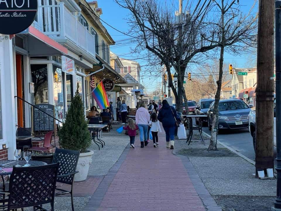 Lucky Getページ Get Lucky on Medford Main Street